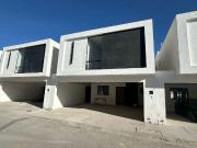 Casa en Venta en Los Viñedos, RECAMARA PLANTA BAJA,...