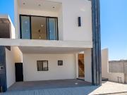 Casa en Venta en Los Viñedos, Torreón Espaciosa con 4...