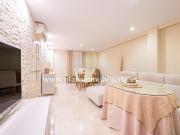 Casa en venta en Lucena, El Valle. CASA DE LUJO CON 3...