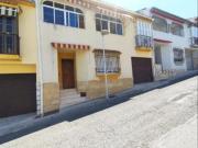 Casa en venta en Lucena, Jardín Lucena. Chalet adosado...