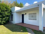 Casa en Venta con 2 dormitorios y pileta, Apta crédito...