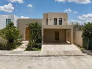 CASA EN VENTA EN M?RIDA EN PRIVADA NORTEMERIDA CON...