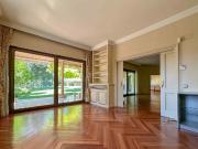 Casa en venta en Madrid, Aravaca. Chalet independiente...