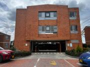 CASA EN VENTA EN MADRID CONJUNTO LA FINCA MANZANA 1