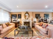 Casa en venta en Madrid, La Florida El Plantío. Chalet...