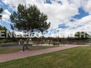 Casa en venta en Madrid, Palomas. Chalet en Piovera...