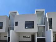 Casa en Venta en Magisterial Periferico Sur, Puebla, Puebla
