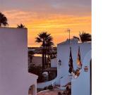 Casa en venta en Manilva, Puerto de la Duquesa. Casa en...