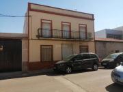 Casa en venta en Manzanares. Casa en dos plantas junto...