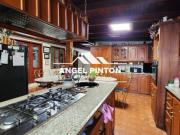 Casa en Venta en Maracaibo Juana de Avila Zulia 360 m2....