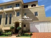 Casa en Venta en Maracaibo NORTE Zulia 570 m2. 5 hab