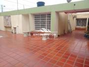 Casa en Venta en Maracaibo Oeste Zulia 250 m2. 4 hab