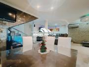 Casa en Venta en Maracaibo Zulia 320 m2. 5 hab