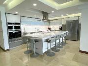 Casa en Venta en Maracaibo Zulia 400 m2. 4 hab