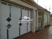 Casa en Venta en Maracaibo Zulia 598 m2. 4 hab