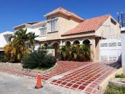 Casa en Venta en Maracaibo Zulia 720 m2. 6 hab