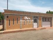 Casa en Venta en Maracaibo Zulia 784 m2. 4 hab