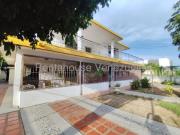 Casa en Venta en Maracaibo Zulia 800 m2. 8 hab