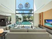 Casa en venta en Marbella, Casco Antiguo. Elegancia...