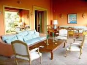 Casa en venta en Marbella, Casco Antiguo. Finca en venta...