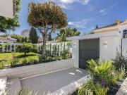 Casa en venta en Marbella, Guadalmina Alta. Villa en...
