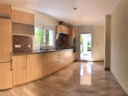 Casa en venta en Marbella, Guadalmina Alta. Villa en...