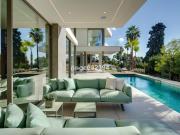 Casa en venta en Marbella, Guadalmina Baja. Casas.