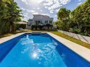 Casa en venta en Marbella, Las Brisas. Casas.