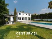 Casa en venta en Marbella, Las Brisas. VILLA...