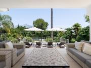 Casa en venta en Marbella, Las Brisas. VILLA PRIVADA EN...