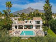 Casa en venta en Marbella, Los Naranjos. LUJO. Casas.