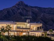 Casa en venta en Marbella, Nagüeles Alto. Milla de Oro...