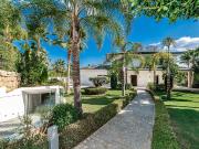 Casa en venta en Marbella, Nueva Andalucía centro....