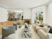 Casa en venta en Marbella, Nueva Andalucía centro. Villa...
