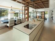 Casa en venta en Marbella, Nueva Andalucía centro. Villa...