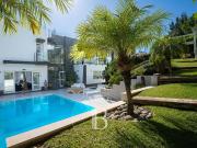 Casa en venta en Marbella, Playa Bajadilla Puertos. Casas.
