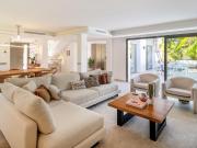 Casa en venta en Marbella, Puente Romano. Amazing Villa...