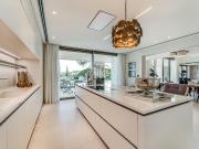 Casa en venta en Marbella, Puente Romano. Villa en venta...