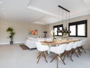 Casa en venta en Marbella, Santa María. Villa totalmente...