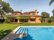 Casa en venta en Marbella, Sierra Blanca. Light House...
