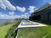 CASA EN VENTA EN MARINAS PUERTO ESCOBAR