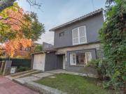 Casa en venta en Martínez de Vías a Libertador, muy...