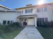 Casa en venta en Martinez, muy buen lote, 4 dormitorios,...