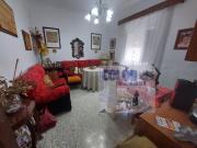 Casa en venta en Martos. SE VENDE CASA CERCA DE HOTEL...