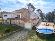 Casa en venta en Mas Tomasi con amplias terrazas, vistas...