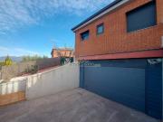 Casa en venta en Masquefa. Preciosa casa con piscina. Casas.