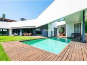 Casa en venta en Matadepera. Chalet Céntrico de Lujo en...