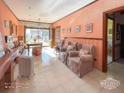 Casa en venta en Mataró, Centre. Casa adosada en el...