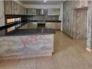 Casa en Venta en Mayorazgo, León! 239 m² Construcción