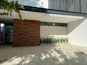 Casa en VENTA En Mayorazgo Residencial